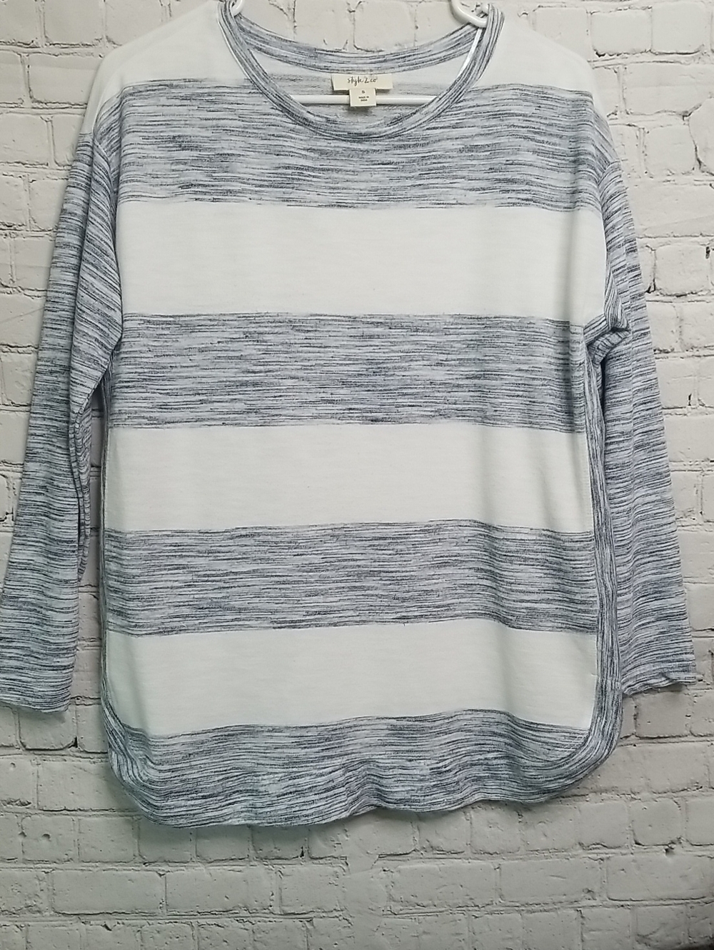 Style & Co. White and Light Gray Striped Crewneck Sweater Size Small Good Con